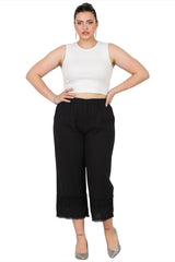 Leinenhose In Großen Größen Mit Spitzen‑Detail — Schwarz