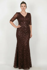 Robe De Soirée Grande Taille En Dentelle Perlée — Marron