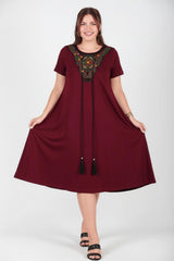 Kleid Mit Authentischem Kragen – Große Größen, Burgunder