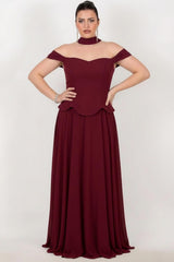 Plus - Size Crêpe Avondjurk Met Tule Rok En Sjaaldetail – Bordeaux