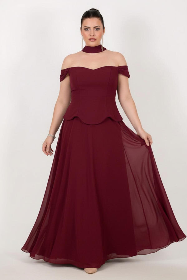 Plus - Size Crêpe Avondjurk Met Tule Rok En Sjaaldetail – Bordeaux
