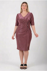 Jurk In Grote Maten Met Taille - Detail En Halve Mouw — Oudroze