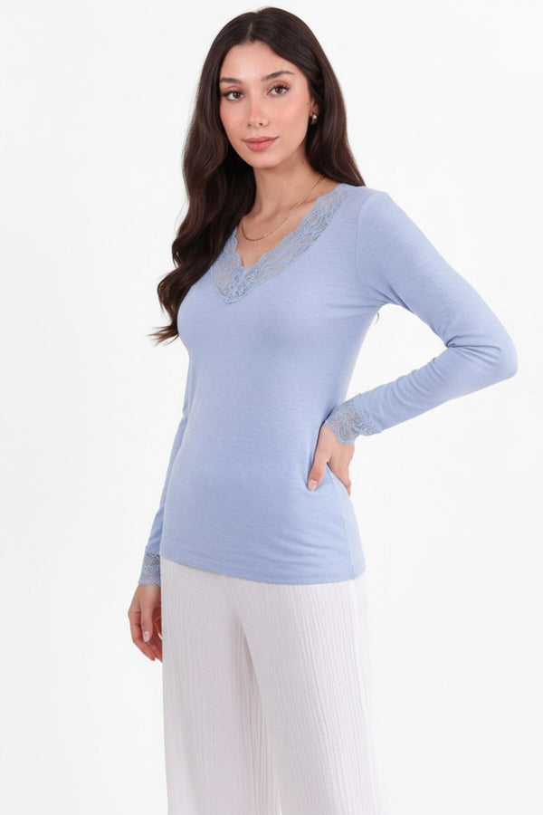 Blouse Met Kantdetail En V - Hals — Blauw