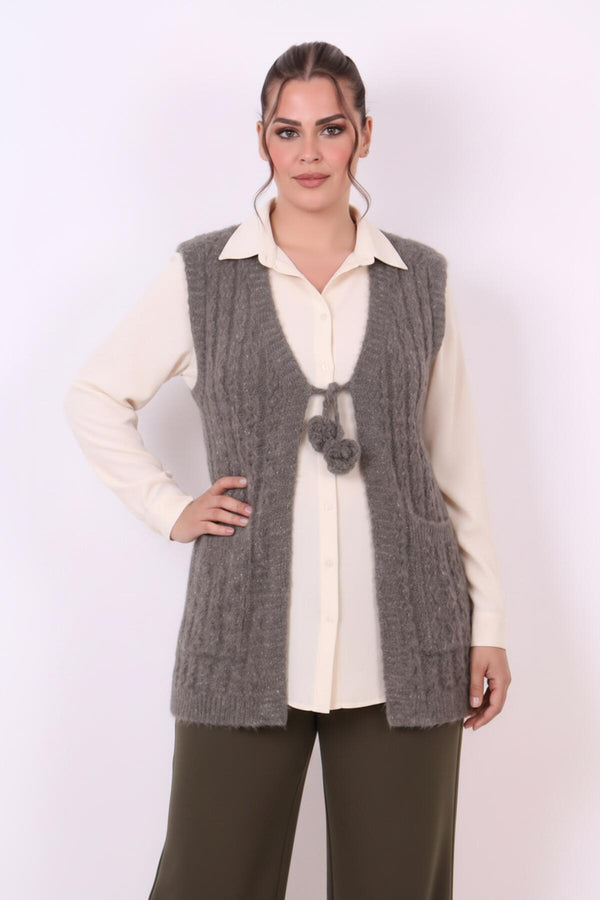 Gebreide Gilet Met Taillestrik, Grijs – Grote Maten