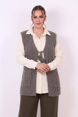 Gebreide Gilet Met Taillestrik, Grijs – Grote Maten