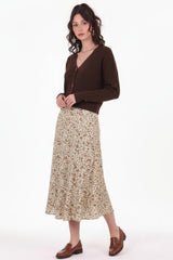 Gerippte Strickjacke Mit Knopfleiste – Braun