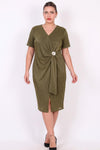Plus - Size Araboy Avondjurk Met Korte Mouw En Taillebroche — Groen