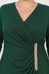 Plus - Size Long Evening Dress With Waist Embellishment — Green