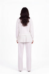 Ensemble Pantalon Deux‑Pièces Plissé Avec Broche Fleurie — Écru