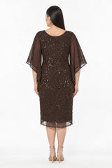 Robe De Soirée Midi Grande Taille Avec Détails En Chiffon — Marron