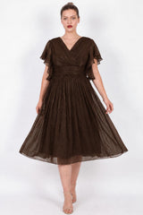 Midi - Kleid In Großen Größen Mit Ärmeldetail – Braun