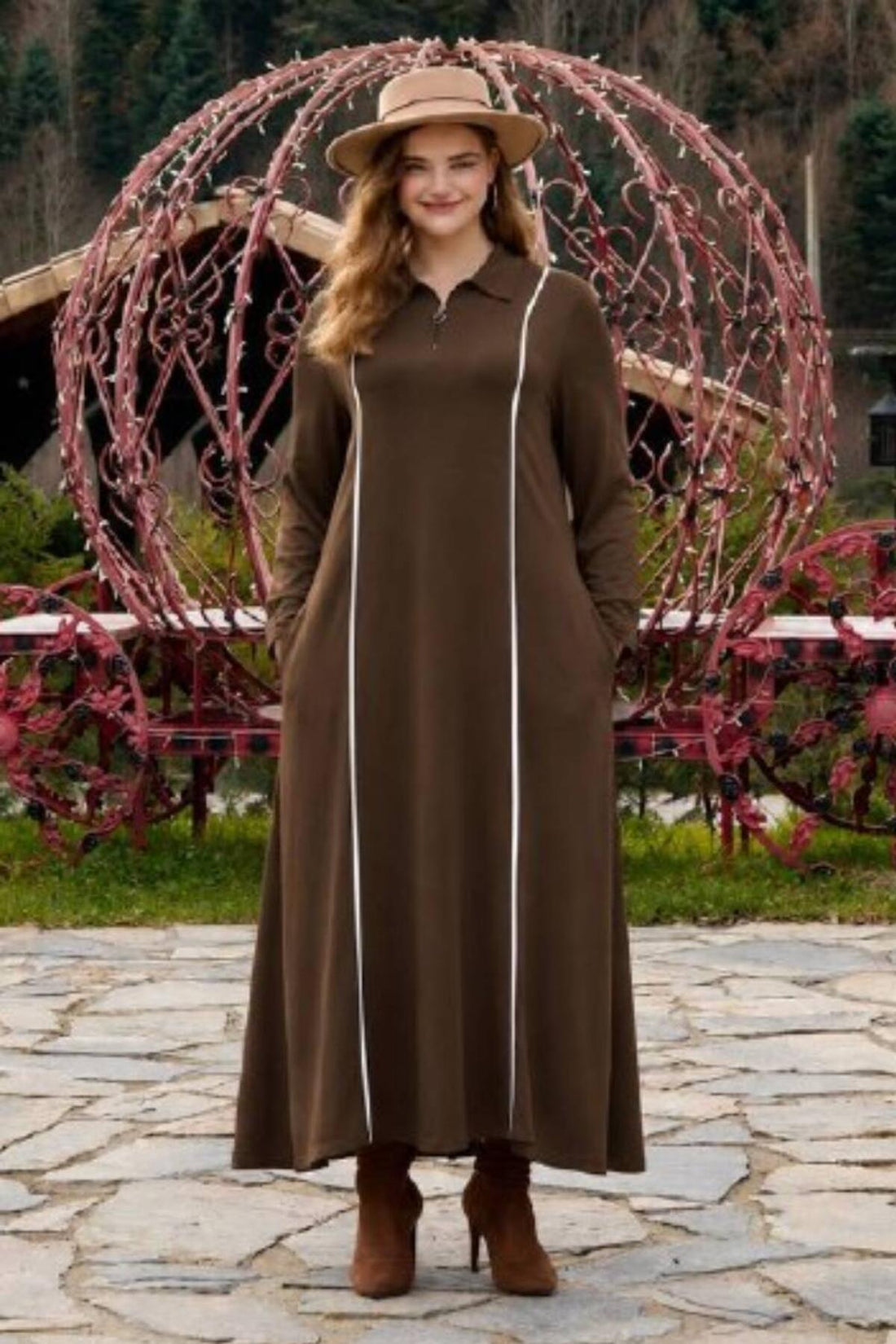 Plus‑Size Long Dress With Half Zip And Contrast Piping — Brown