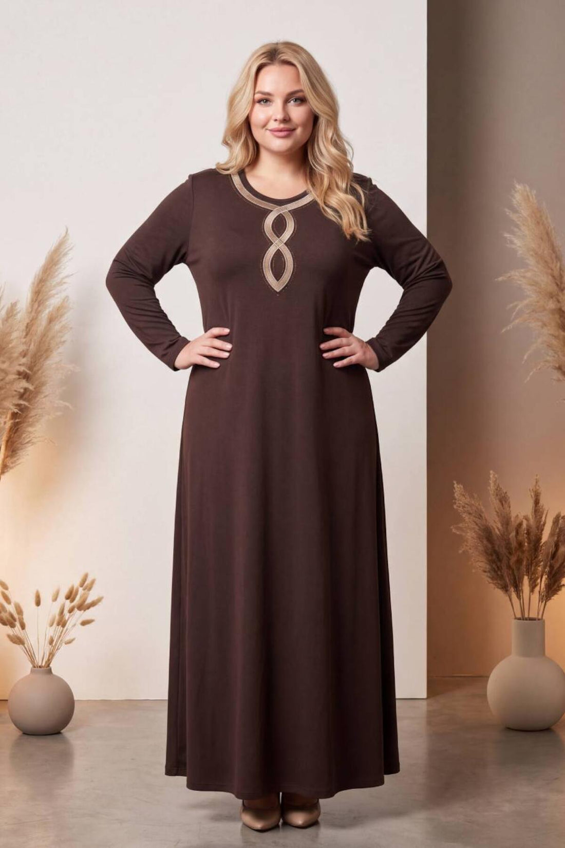 Robe Grande Taille À Encolure En Forme De Huit, Marron