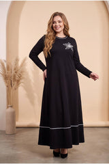 Plus‑Size Dress With Rose‑Patterned Neckline — Black