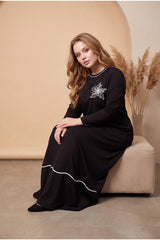 Plus‑Size Dress With Rose‑Patterned Neckline — Black